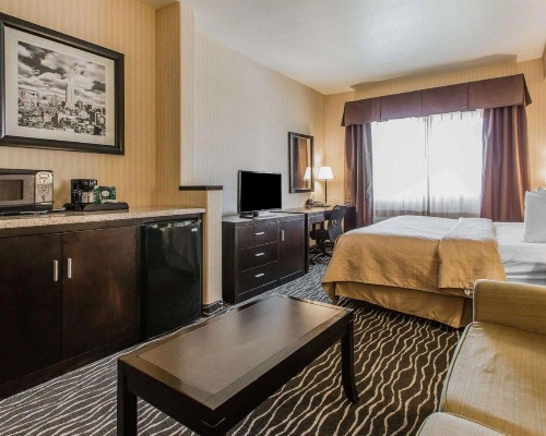Quality Inn Rosemead image 11